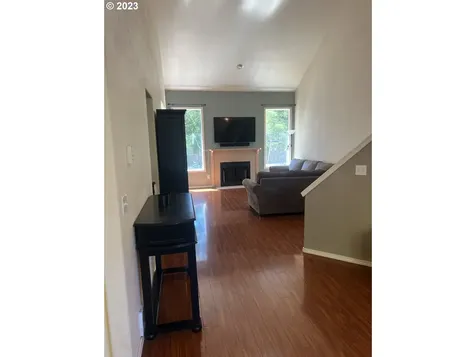 812 8th Street Florence OR 97439