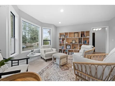 9461 NW Murlea Lane Portland OR 97229