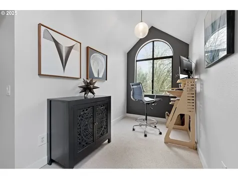9461 NW Murlea Lane Portland OR 97229
