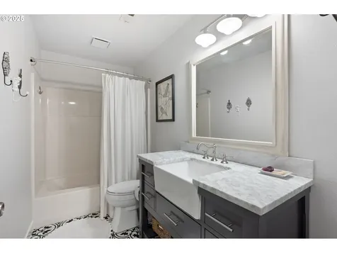 9461 NW Murlea Lane Portland OR 97229