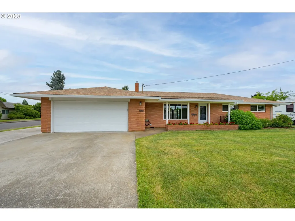 553 Nw 18th Place Mcminnville OR 97128