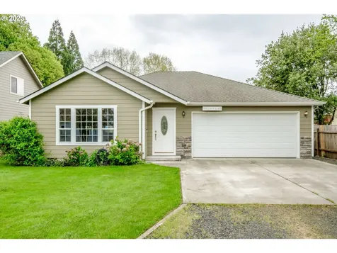 145 E G Street Halsey OR 97348