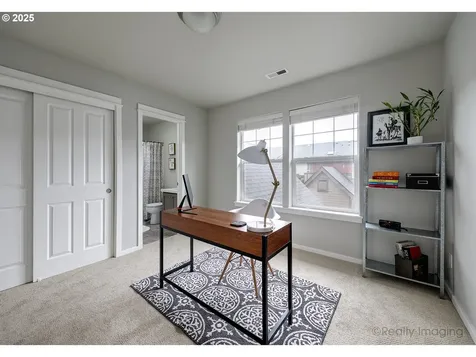 728 NE 72nd Avenue Hillsboro OR 97124