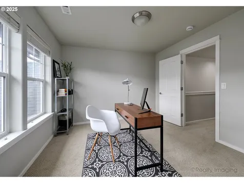 728 NE 72nd Avenue Hillsboro OR 97124