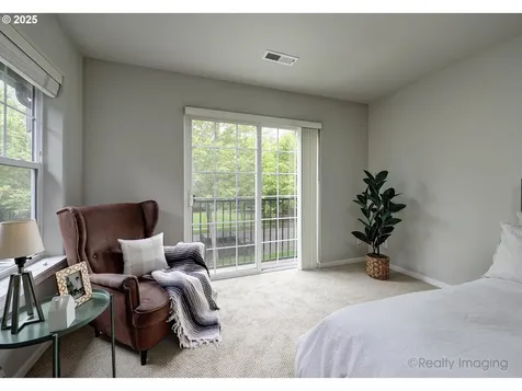 728 NE 72nd Avenue Hillsboro OR 97124