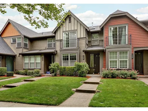728 NE 72nd Avenue Hillsboro OR 97124