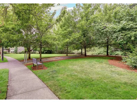 728 NE 72nd Avenue Hillsboro OR 97124