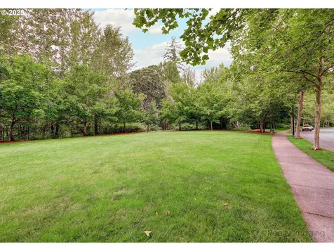 728 NE 72nd Avenue Hillsboro OR 97124