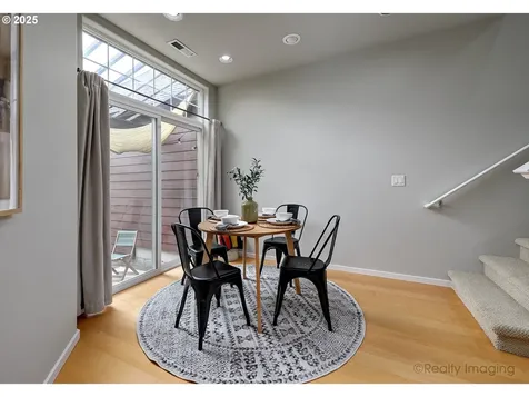 728 NE 72nd Avenue Hillsboro OR 97124