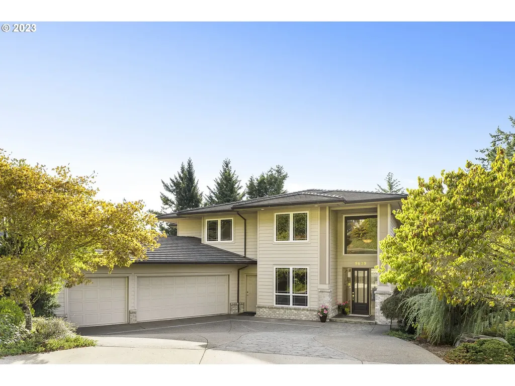 9639 Se Westview Court Happy Valley OR 97086