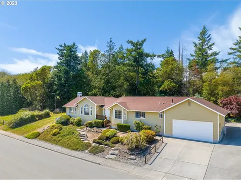4306 Kingsway Anacortes WA 98221