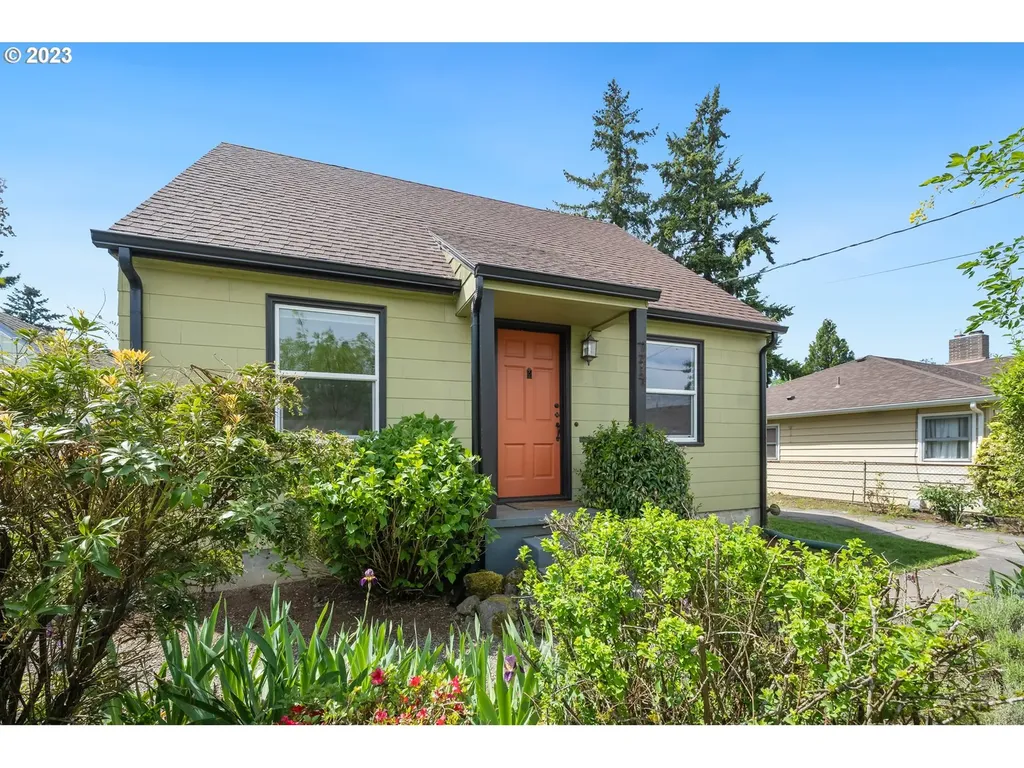 7217 N Omaha Avenue Portland OR 97217