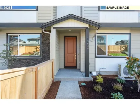 18605 NE 44th Avenue Vancouver WA 98686