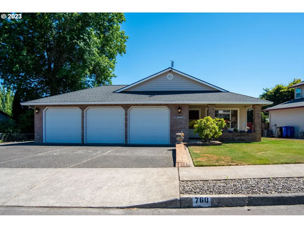 760 Ne 24th Street Gresham OR 97030