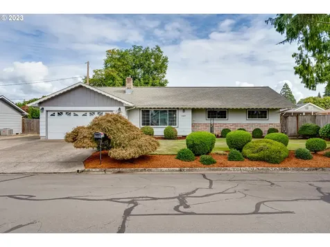 2407 17th Street Springfield OR 97477