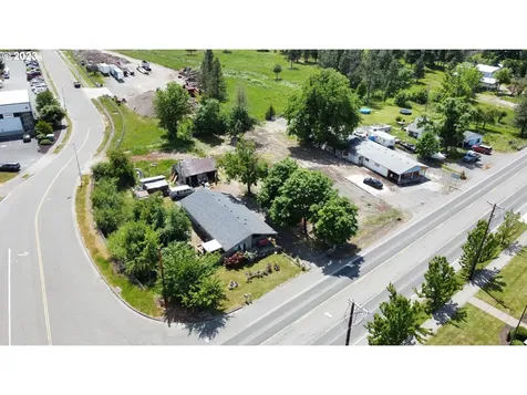 1406 W Main Street Molalla OR 97038