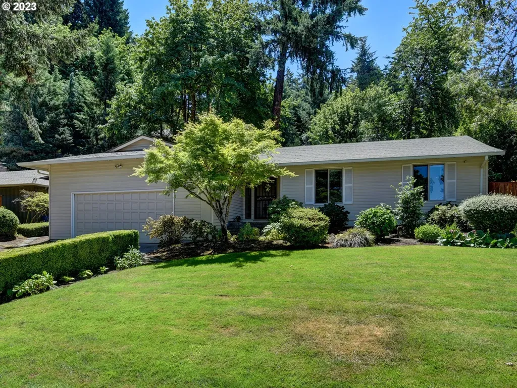2050 Greentree Road Lake Oswego OR 97034