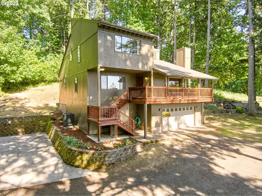 562 50th Avenue Nw Salem OR 97304