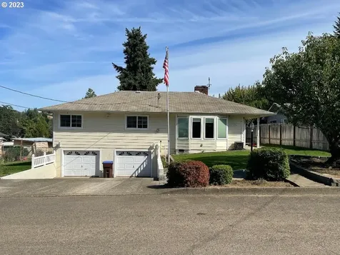 1015 Ne Hawthorne Avenue Myrtle Creek OR 97457