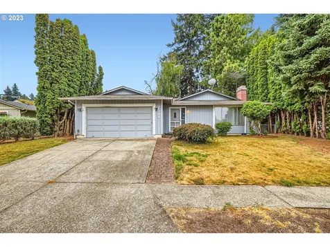 2094 Sw 17th Street Gresham OR 97080