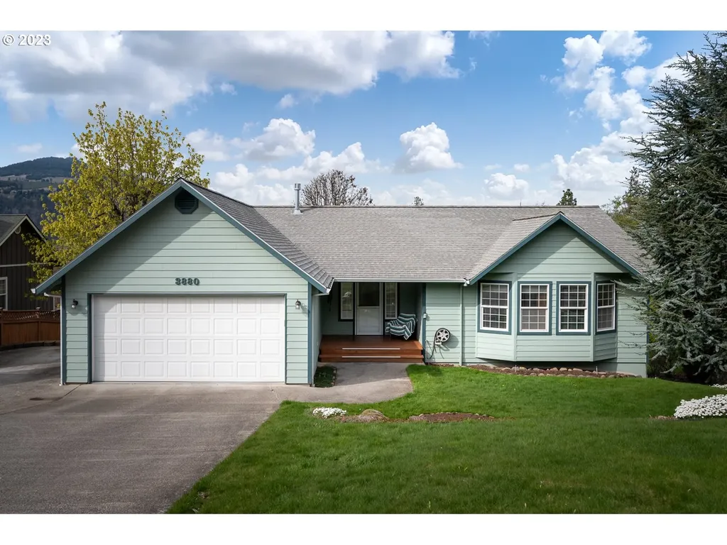 3880 W Prospect Avenue Hood River OR 97031