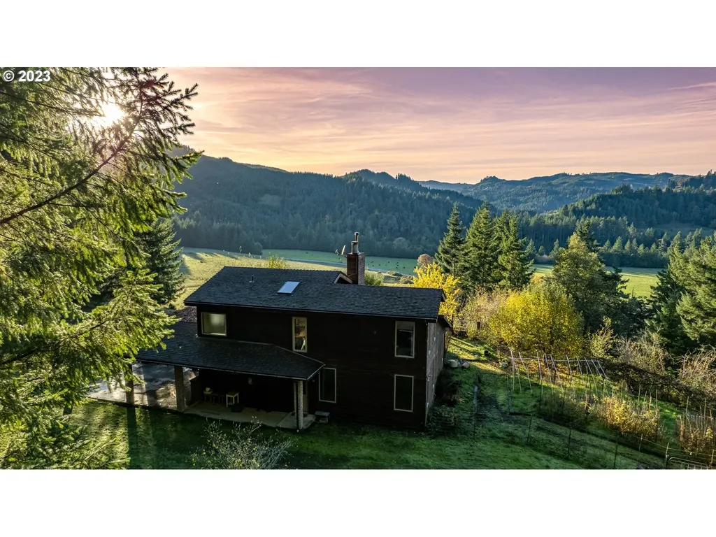 44841 Highway 242 Myrtle Point OR 97458
