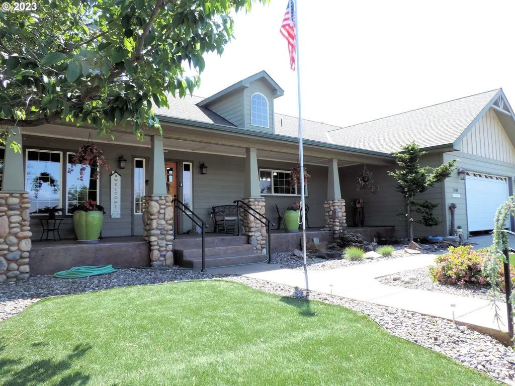 2410 E 13th Street The Dalles OR 97058