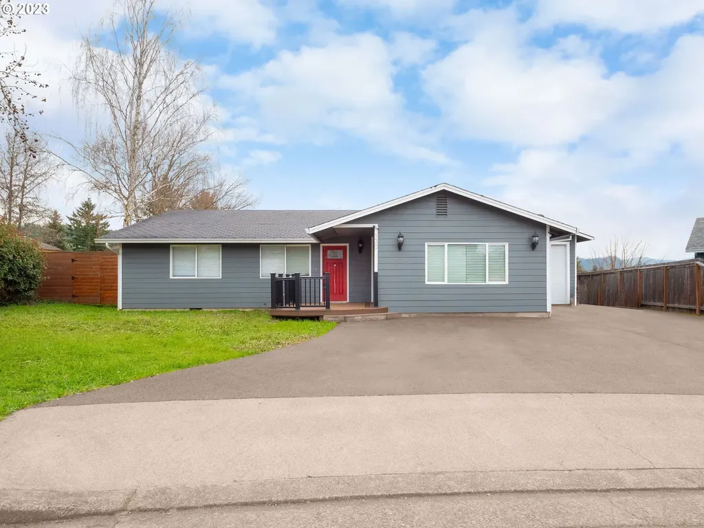 130 Stonewood Court Roseburg OR 97471