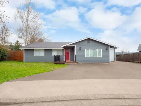 130 Stonewood Court Roseburg OR 97471