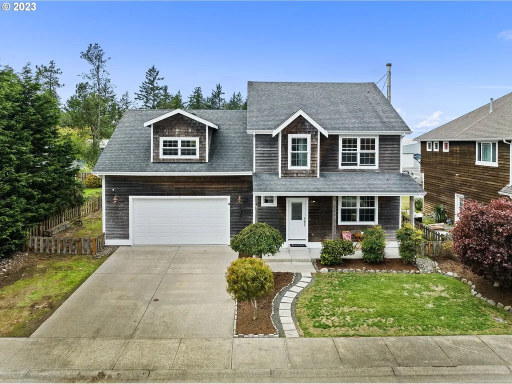 25 Nw 17th Place Warrenton OR 97146