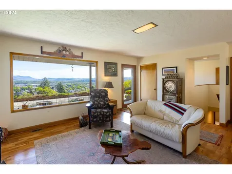 1405 Chinook Street The Dalles OR 97058