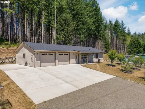 66 N Toad Hill Court Otis OR 97368