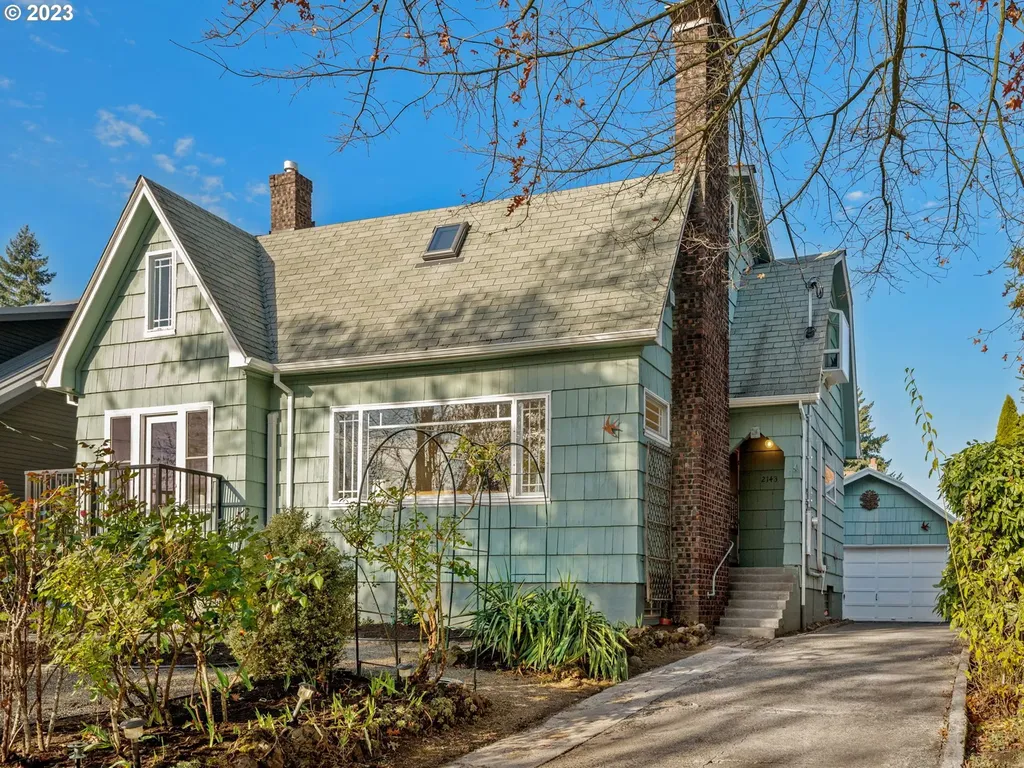 2143 N Skidmore Terrace Portland OR 97217