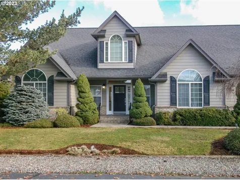 961 Ne Granite Ridge Street Roseburg OR 97470