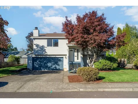 975 S Elm Court Canby OR 97013