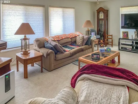 8017 Old Highway 99 North Roseburg OR 97470