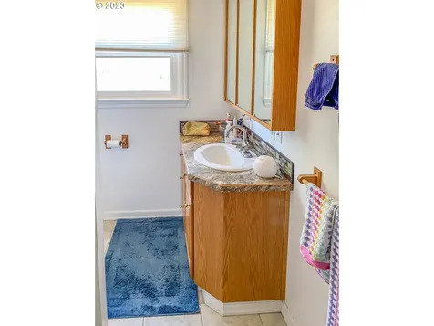 8017 Old Highway 99 North Roseburg OR 97470