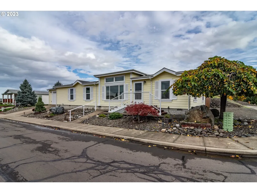 522 Highland Vista Lane Roseburg OR 97471