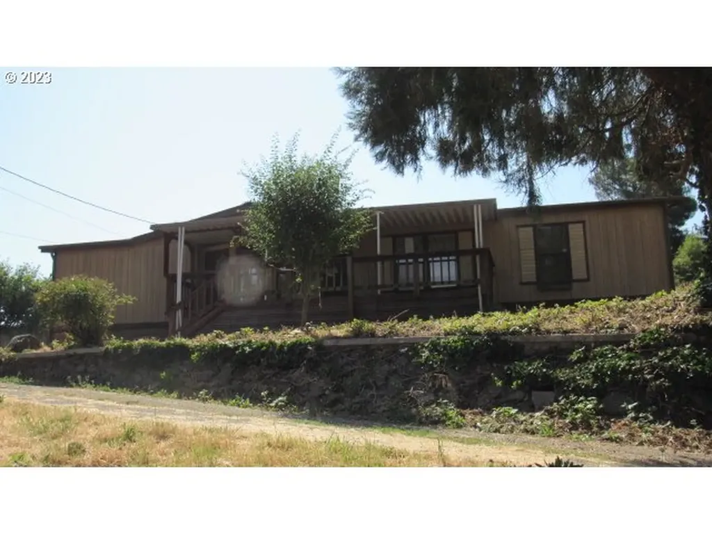 5131 Lance Street Roseburg OR 97471