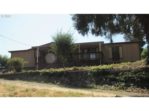 5131 Lance Street Roseburg OR 97471