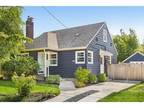 6619 N Omaha Avenue Portland OR 97217