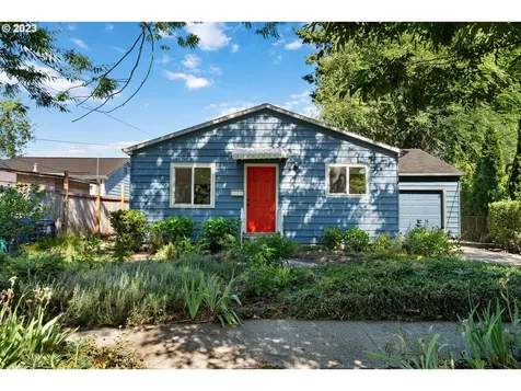 9544 N Hodge Avenue Portland OR 97203