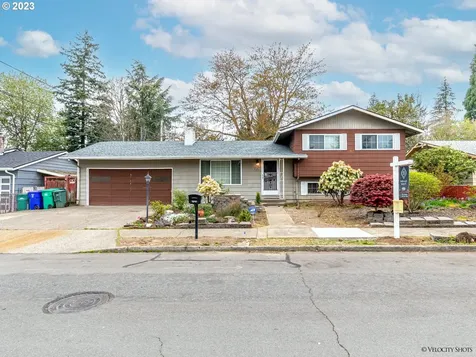 231 Ne 168th Avenue Portland OR 97230
