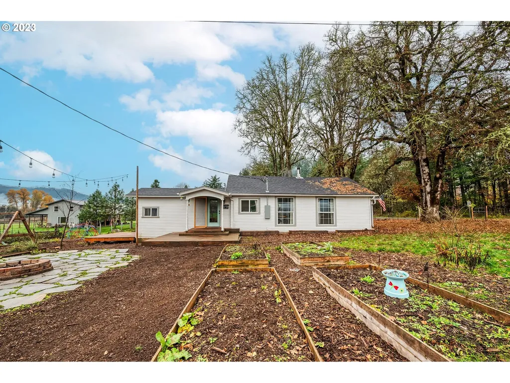 91509 Donna Road Springfield OR 97478