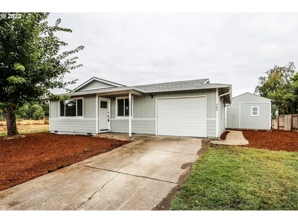 480 Crona Street Junction City OR 97448