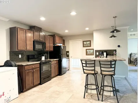 40976 Old Highway 30 Astoria OR 97103