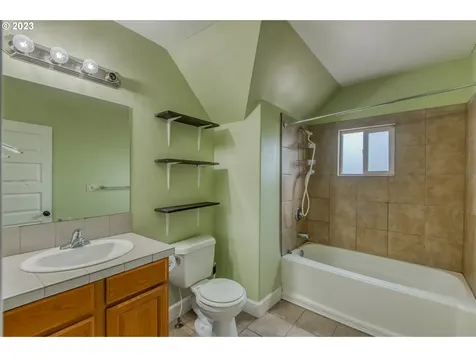 5344 SE 115th Avenue Portland OR 97266