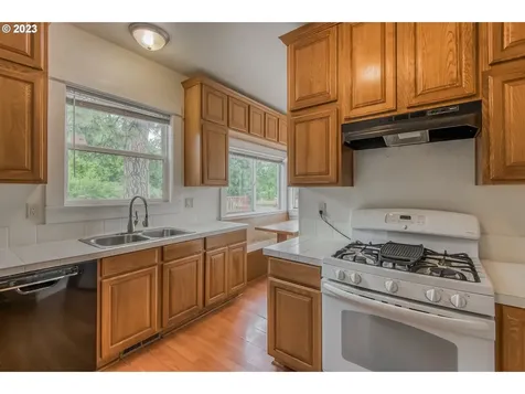 5344 SE 115th Avenue Portland OR 97266