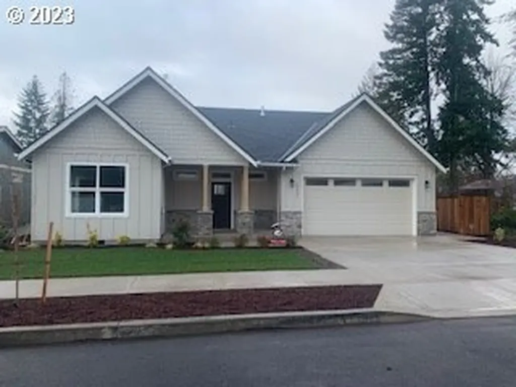 15207 Birch Avenue Sandy OR 97055