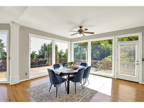 9234 NW Hopedale Court Portland OR 97229